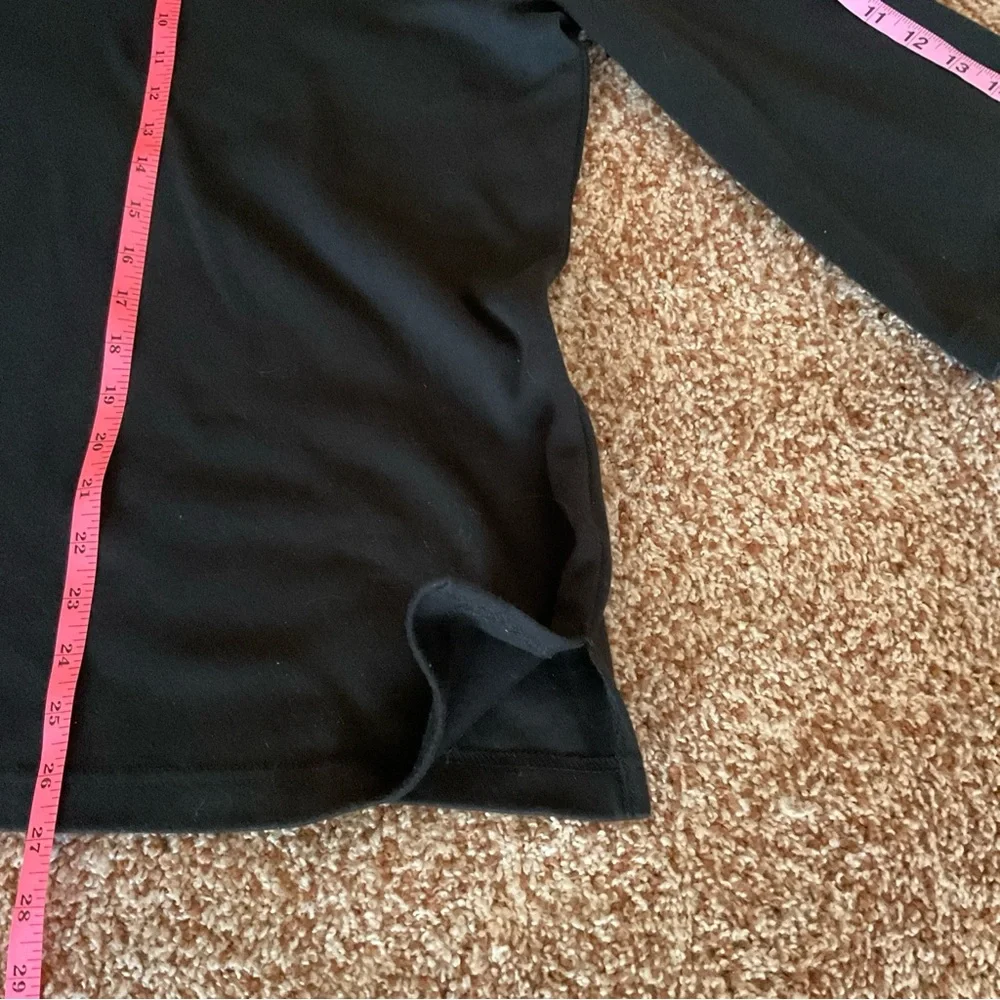 Quacker Factory Black with Rhinestuds Blouse, v-neck, 3/4 sleeve, gorgeous - Picture 13 of 13